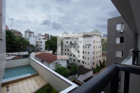 Vista da Varanda da Sala de apartamento à venda com 2 quartos, 66m² em Santo Antônio, Belo Horizonte