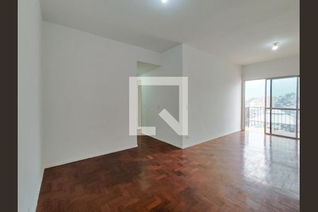 Apartamento à venda com 80m², 2 quartos e sem vagaSala