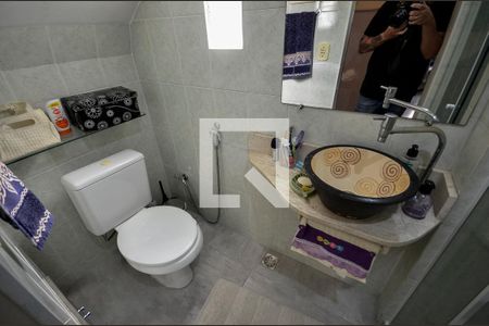 Lavabo de casa à venda com 3 quartos, 130m² em Grajaú, Rio de Janeiro