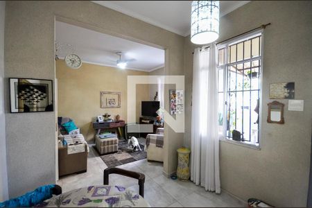 Sala de casa à venda com 3 quartos, 130m² em Grajaú, Rio de Janeiro