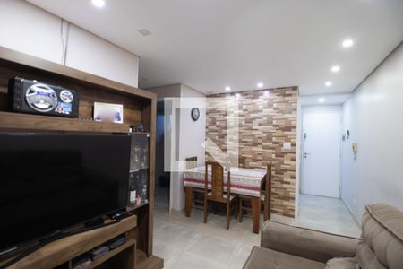 Sala de apartamento à venda com 3 quartos, 70m² em Vila Paiva, São Paulo