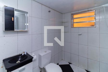 Banheiro de casa para alugar com 1 quarto, 50m² em Cidade Continental, São Paulo