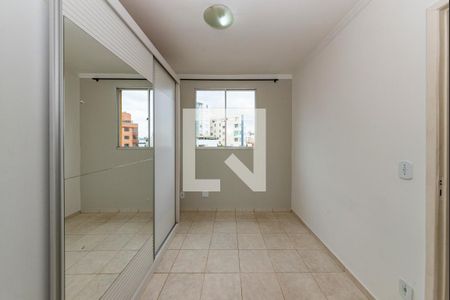 Quarto 1 de apartamento para alugar com 2 quartos, 45m² em Castelo, Belo Horizonte