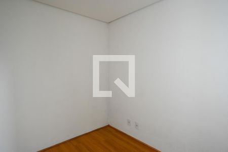 Quarto 2 de apartamento para alugar com 2 quartos, 42m² em Jardim São Savério, São Paulo