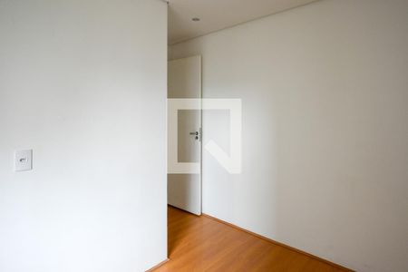 Quarto 2 de apartamento para alugar com 2 quartos, 42m² em Jardim São Savério, São Paulo