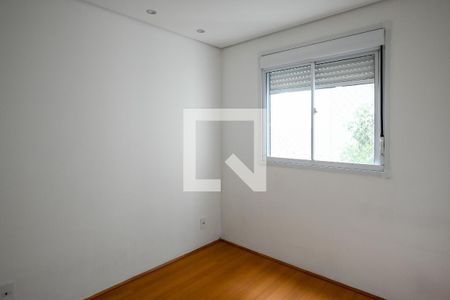 Quarto 2 de apartamento para alugar com 2 quartos, 42m² em Jardim São Savério, São Paulo