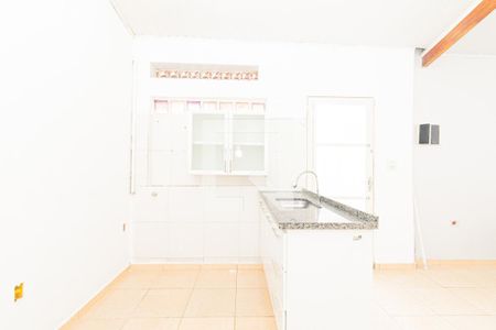 Cozinha de casa para alugar com 2 quartos, 125m² em Jardim Brasil (zona Norte), São Paulo