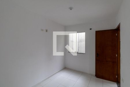 Quarto 1 de casa para alugar com 3 quartos, 80m² em Vila Guilhermina, São Paulo