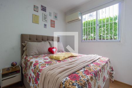 Quarto 2 de apartamento para alugar com 2 quartos, 39m² em Jansen, Gravataí