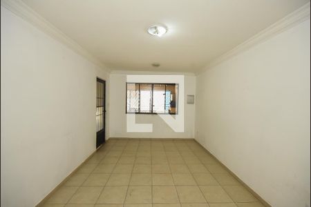 Sala de casa para alugar com 3 quartos, 200m² em Jardim Maria Rosa, Taboão da Serra