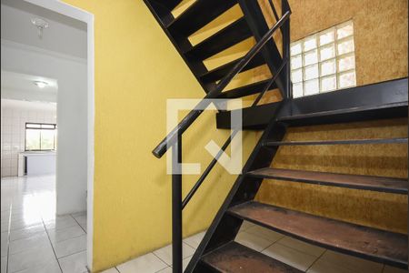 Corredor 1 de casa para alugar com 3 quartos, 200m² em Jardim Maria Rosa, Taboão da Serra