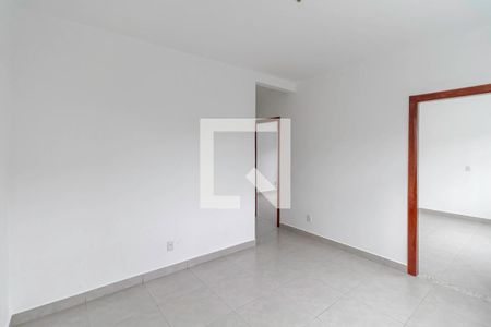 Sala  de casa para alugar com 2 quartos, 150m² em Pedra Azul, Contagem