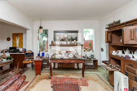 Sala de casa à venda com 3 quartos, 215m² em Vila Cordeiro, São Paulo