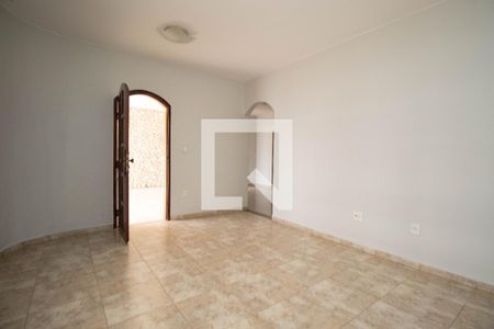 Sala 1 de casa para alugar com 3 quartos, 222m² em Qsd 49, Brasília