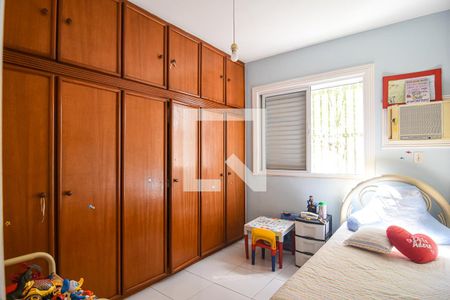 Quarto 2 de casa à venda com 3 quartos, 300m² em Piratininga, Niterói