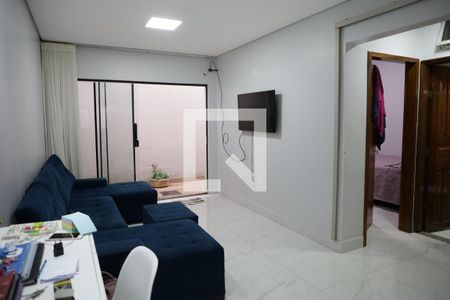 Sala de casa para alugar com 2 quartos, 80m² em Setor Sudoeste, Goiânia