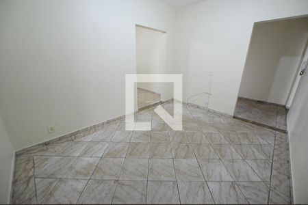 Sala de casa para alugar com 3 quartos, 180m² em Setor Coimbra, Goiânia