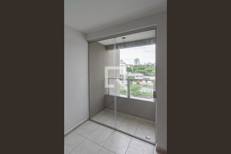 Varanda da sala  de apartamento para alugar com 2 quartos, 55m² em Castelo, Belo Horizonte