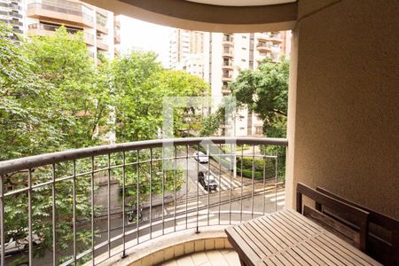 Varanda de kitnet/studio para alugar com 1 quarto, 30m² em Jardim Europa, São Paulo