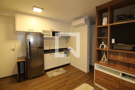 Sala / Cozinha de kitnet/studio para alugar com 1 quarto, 28m² em Jardim Sao Paulo(zona Norte), São Paulo