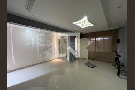 Sala de casa para alugar com 3 quartos, 79m² em Vila Nova Amorim, Suzano