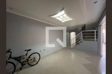 Sala de casa para alugar com 3 quartos, 79m² em Vila Nova Amorim, Suzano