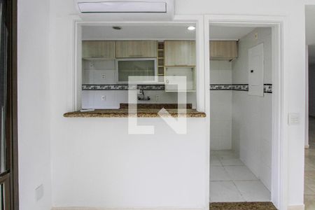 Cozinha de apartamento para alugar com 2 quartos, 100m² em Barra da Tijuca, Rio de Janeiro