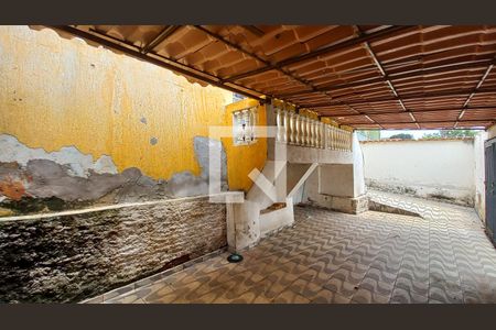 Casa à venda com 167m², 3 quartos e 2 vagas Casa à venda com 167m², 3 quartos e 2 vagasGaragem