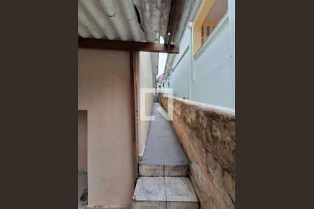 Casa à venda com 100m², 2 quartos e 1 vaga Casa à venda com 100m², 2 quartos e 1 vagaQuintal