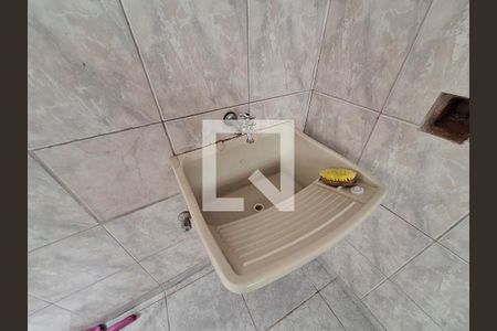 Casa à venda com 100m², 2 quartos e 1 vaga Casa à venda com 100m², 2 quartos e 1 vagaÁrea de Serviço