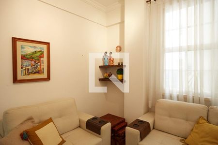 Sala  de apartamento à venda com 2 quartos, 100m² em Centro, Belo Horizonte