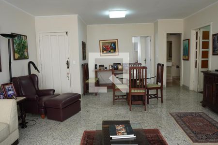 Apartamento para alugar com 141m², 3 quartos e 2 vagasSala