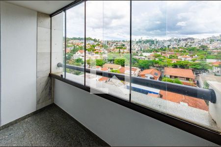 Varanda de apartamento para alugar com 3 quartos, 105m² em São Bento, Belo Horizonte