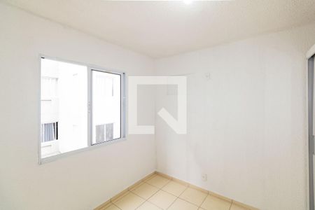 Quarto 2 de apartamento para alugar com 2 quartos, 44m² em Senador Vasconcelos, Rio de Janeiro