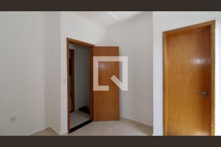 Suíte 1 de casa de condomínio à venda com 2 quartos, 82m² em Vila Paranaguá, São Paulo