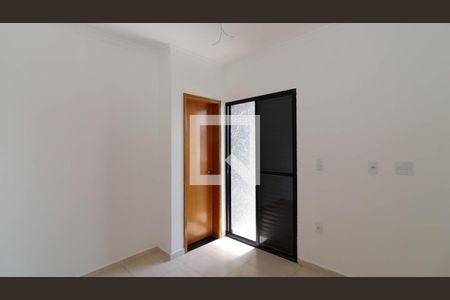 Suíte 1 de casa de condomínio à venda com 2 quartos, 82m² em Vila Paranaguá, São Paulo