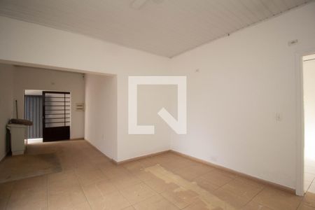 Sala de casa para alugar com 2 quartos, 300m² em Vila Mangalot, São Paulo