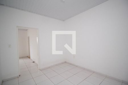 Quarto 2 de casa para alugar com 2 quartos, 300m² em Vila Mangalot, São Paulo