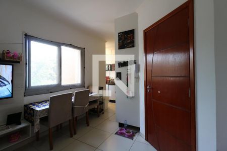 Sala de apartamento à venda com 2 quartos, 98m² em Vila Curuçá, Santo André