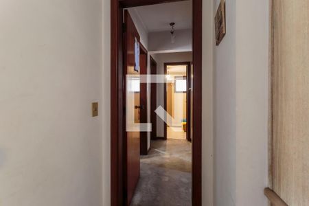 Corredor de apartamento para alugar com 4 quartos, 140m² em Recanto Paraíso, São Paulo