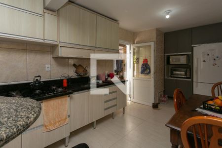 Cozinha de casa à venda com 3 quartos, 180m² em Sarandi, Porto Alegre