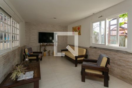 Sala de casa à venda com 3 quartos, 180m² em Sarandi, Porto Alegre