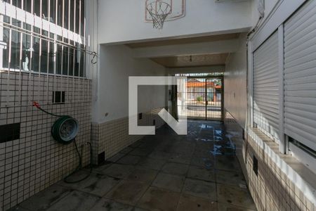 Garagem de casa à venda com 3 quartos, 180m² em Sarandi, Porto Alegre