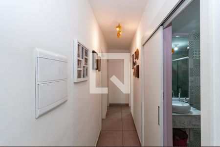 Corredor de apartamento à venda com 3 quartos, 90m² em Pompeia, São Paulo