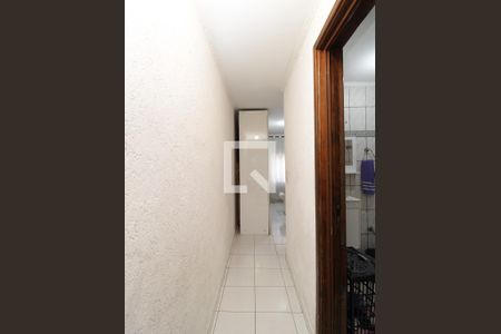 Corredor Quarto de casa à venda com 6 quartos, 280m² em Parque Edu Chaves, São Paulo