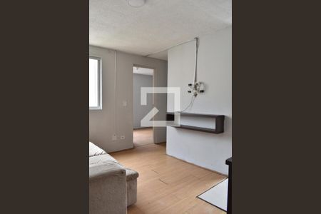 Sala de apartamento para alugar com 2 quartos, 48m² em Ganchinho, Curitiba