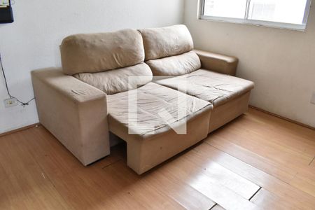 Sala de apartamento para alugar com 2 quartos, 48m² em Ganchinho, Curitiba