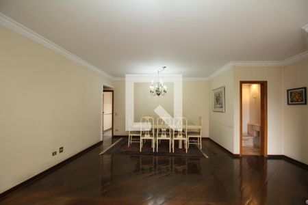 Sala de apartamento à venda com 4 quartos, 176m² em Vila Suzana, São Paulo