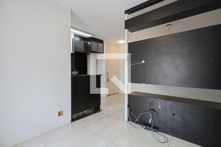 Sala de apartamento para alugar com 3 quartos, 66m² em Vila Santa Maria, São Paulo