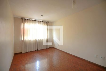 Sala de apartamento à venda com 3 quartos, 81m² em Santa Efigênia, Belo Horizonte